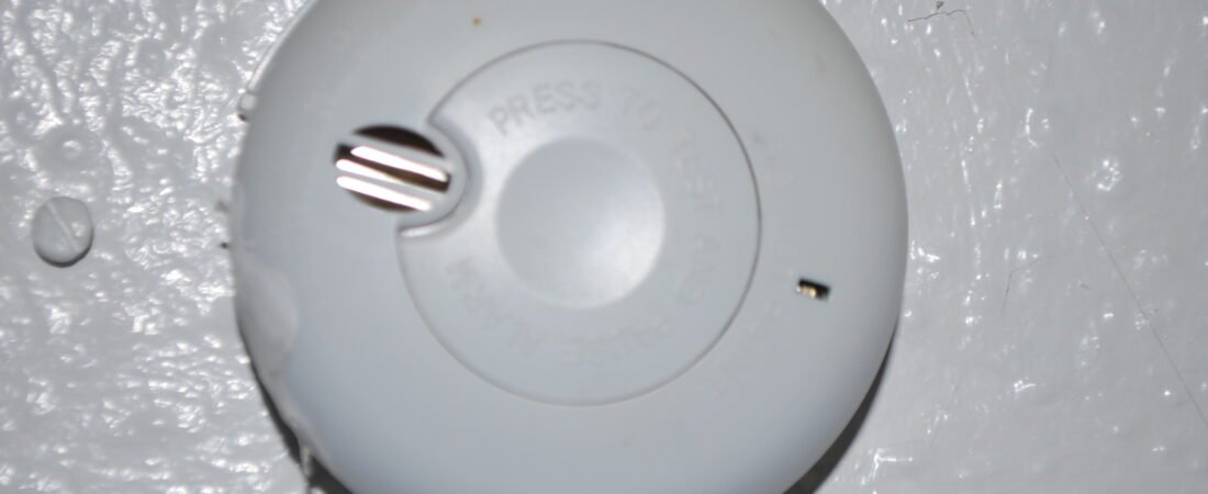 Cannabis and Fire Safety at Home in Canada: Smoking, Vaporizers and Batteries (2026)